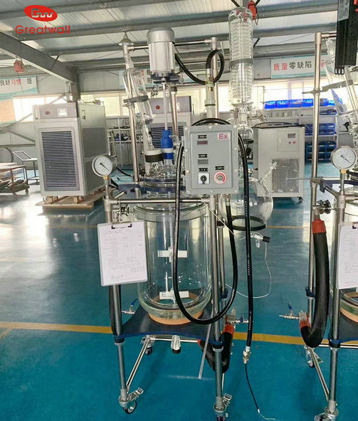 合成過濾玻璃反應釜反應原理