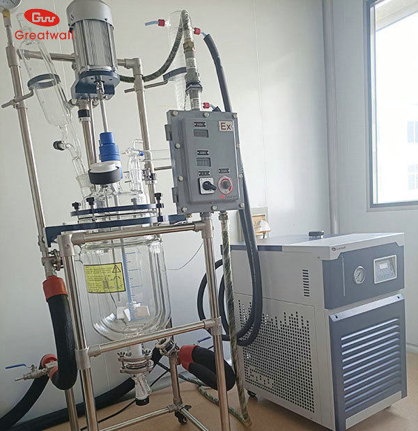 夾套雙層玻璃反應釜的操作說明